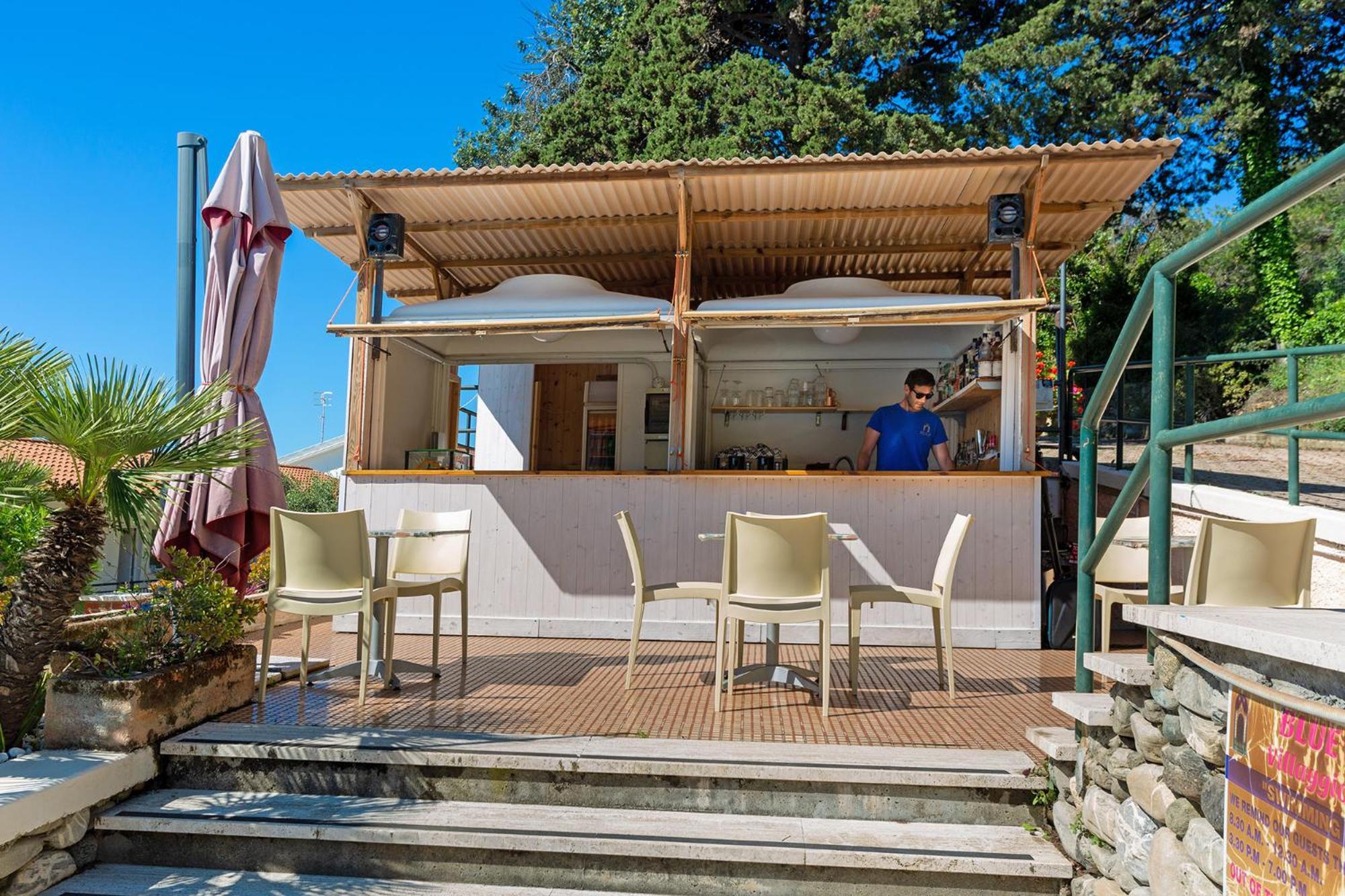 Blue Beach Bussana Nuova Exterior foto